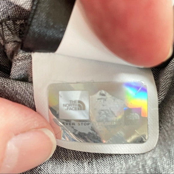 The North Face Stevie Button Down Tunic Length Shirt - Picture 14 of 16